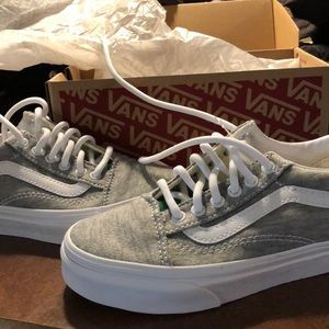 Brand new in the box boys Vans size 13 boys